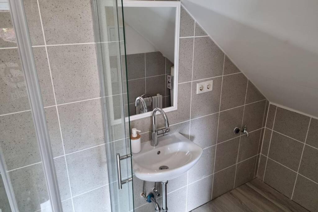 Ferienwohnung/Monteurwohnung Alte Garage Ahnatal Εξωτερικό φωτογραφία