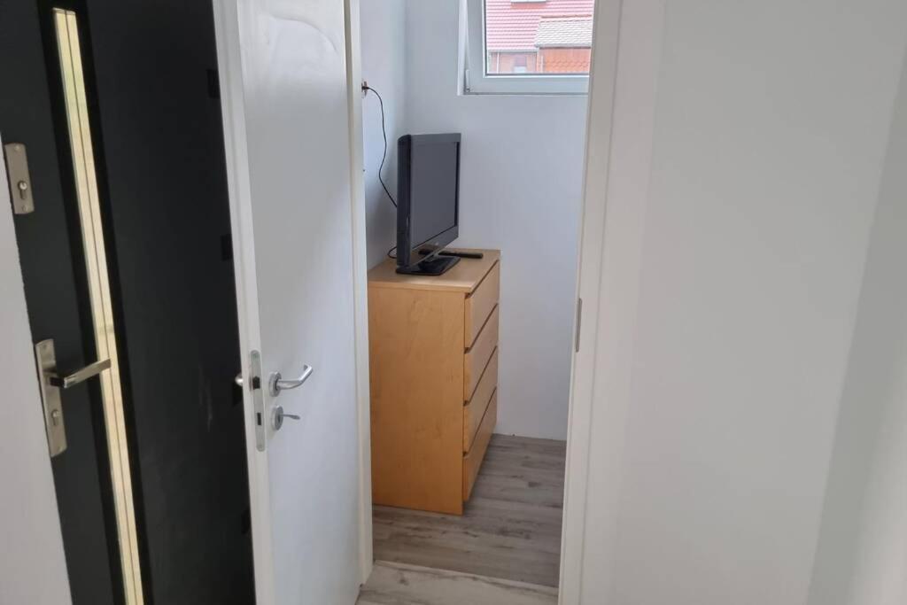 Ferienwohnung/Monteurwohnung Alte Garage Ahnatal Εξωτερικό φωτογραφία