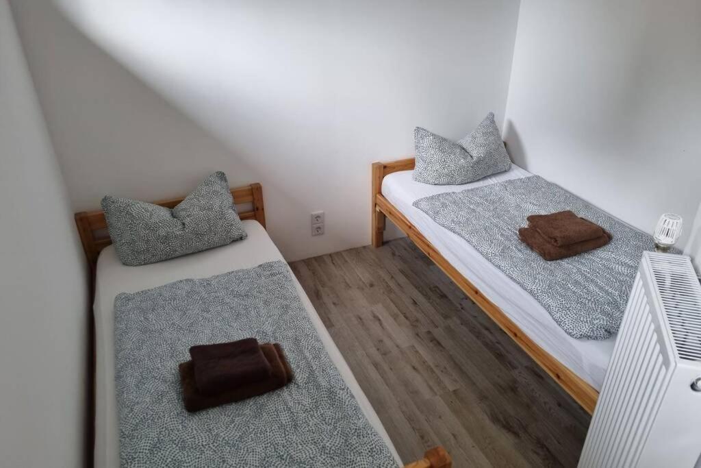Ferienwohnung/Monteurwohnung Alte Garage Ahnatal Εξωτερικό φωτογραφία